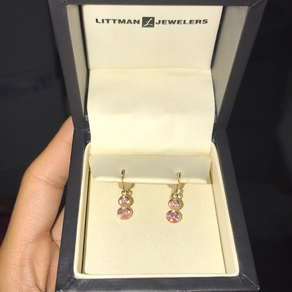 Small earrings - Picture 2 of 2